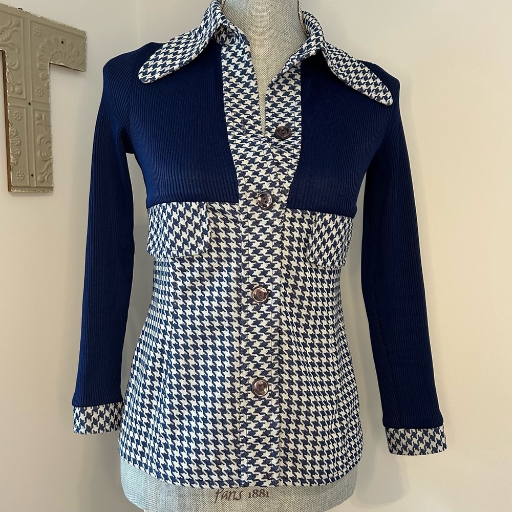 Vintage 70s homemade polyester button up shirt blue with white check